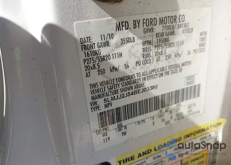 2011 Lincoln Navigator from USA, damaged, VIN 5LMJJ2J54BEJ03380